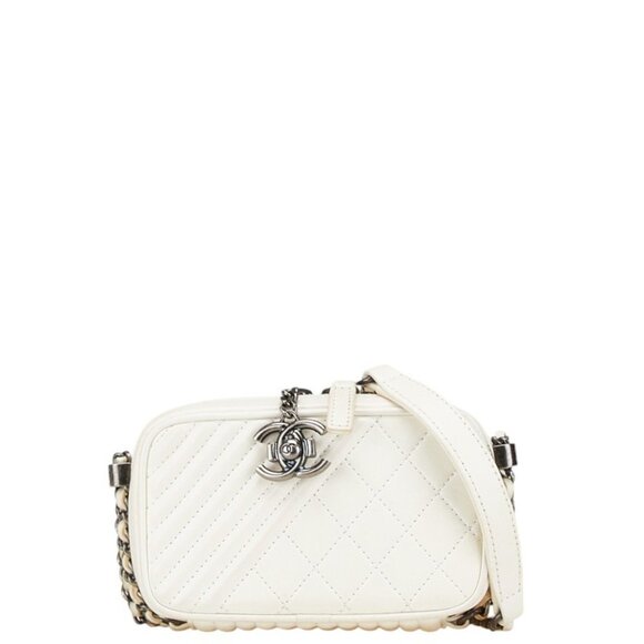 CHANEL White Lambskin Leather Coco Mark Shoulder Bag - Picture 1 of 9